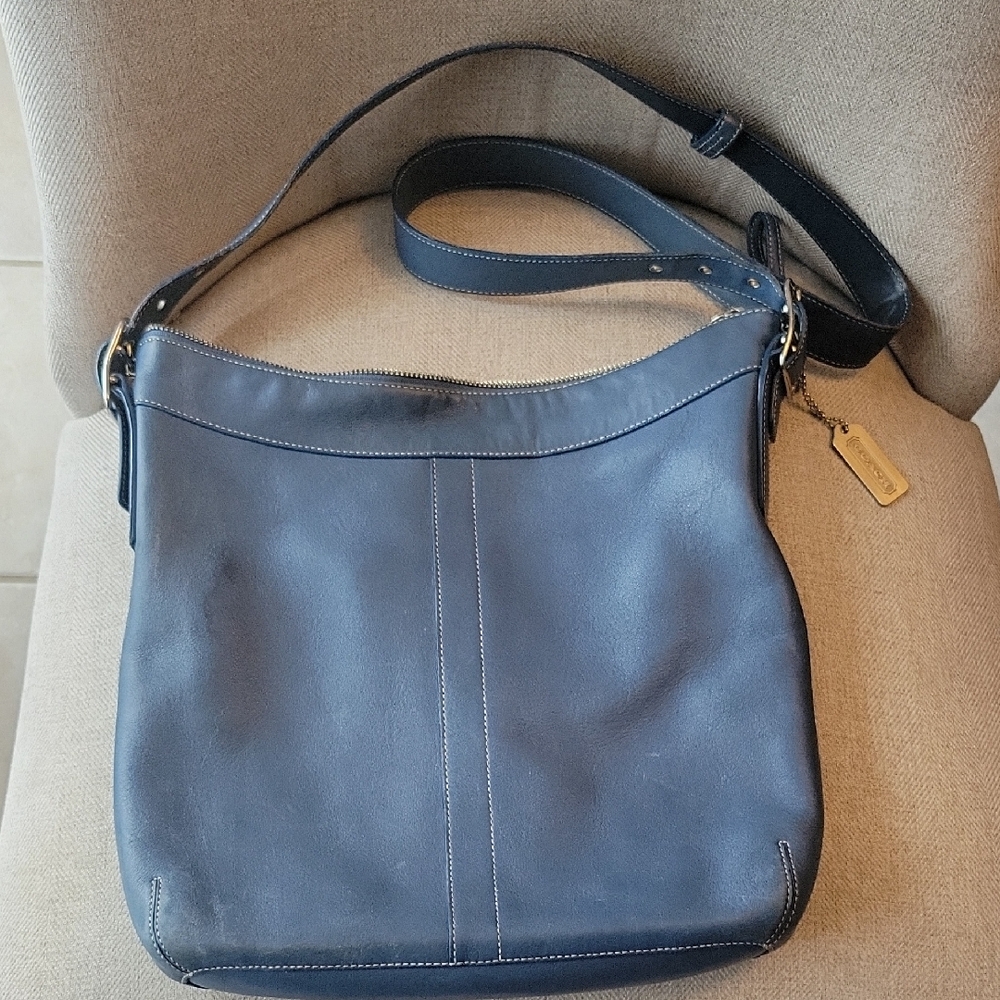 Coach Navy Leather Shoulder Bag